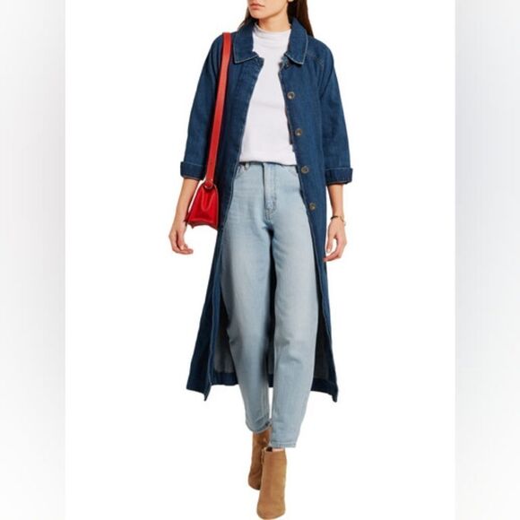 Stuart Weitzman - Picture 6 of 17